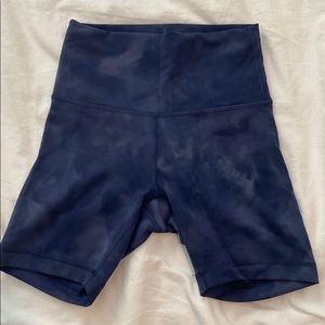 Lululemon Wunder Train High-rise Short 6”